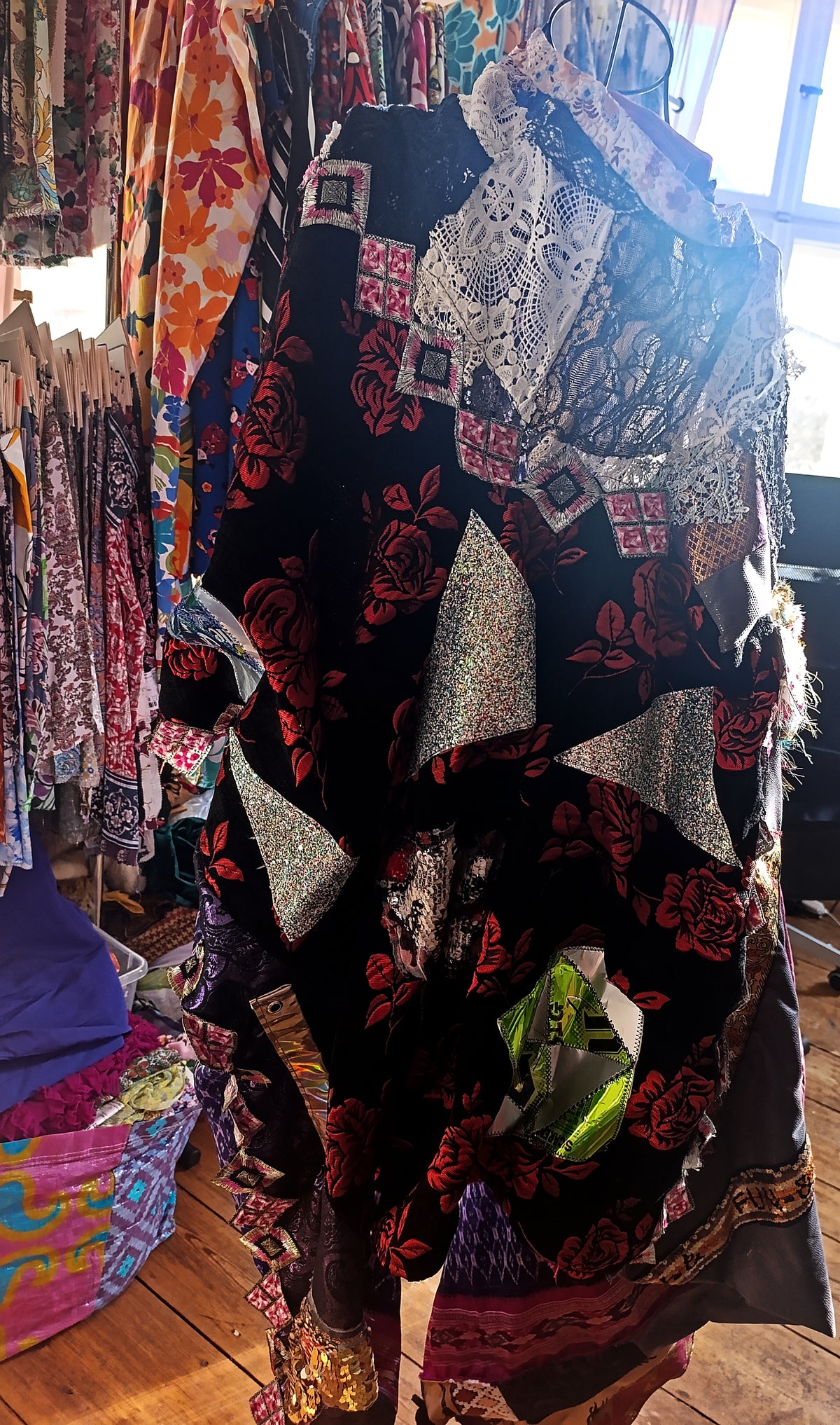 Magic cape