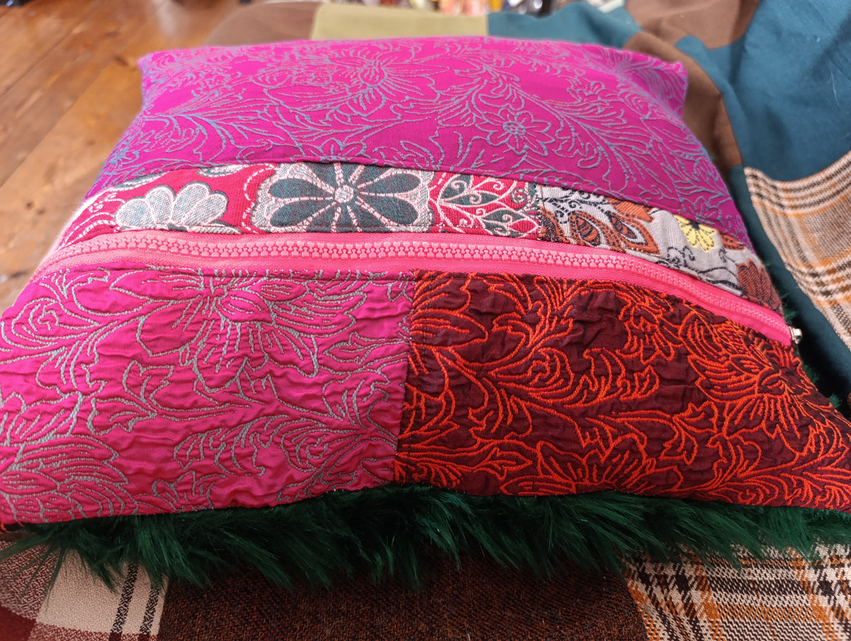 Pink Green pillow - PAULINA'S FRIENDS