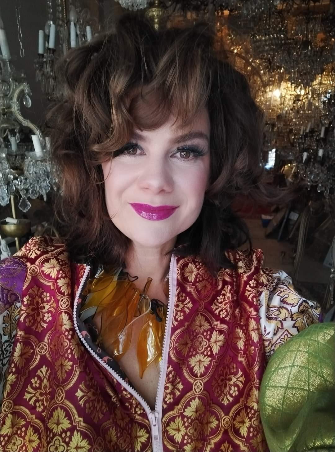 Victorian Bomber with Puff Sleeves - PAULINA'S FRIENDS