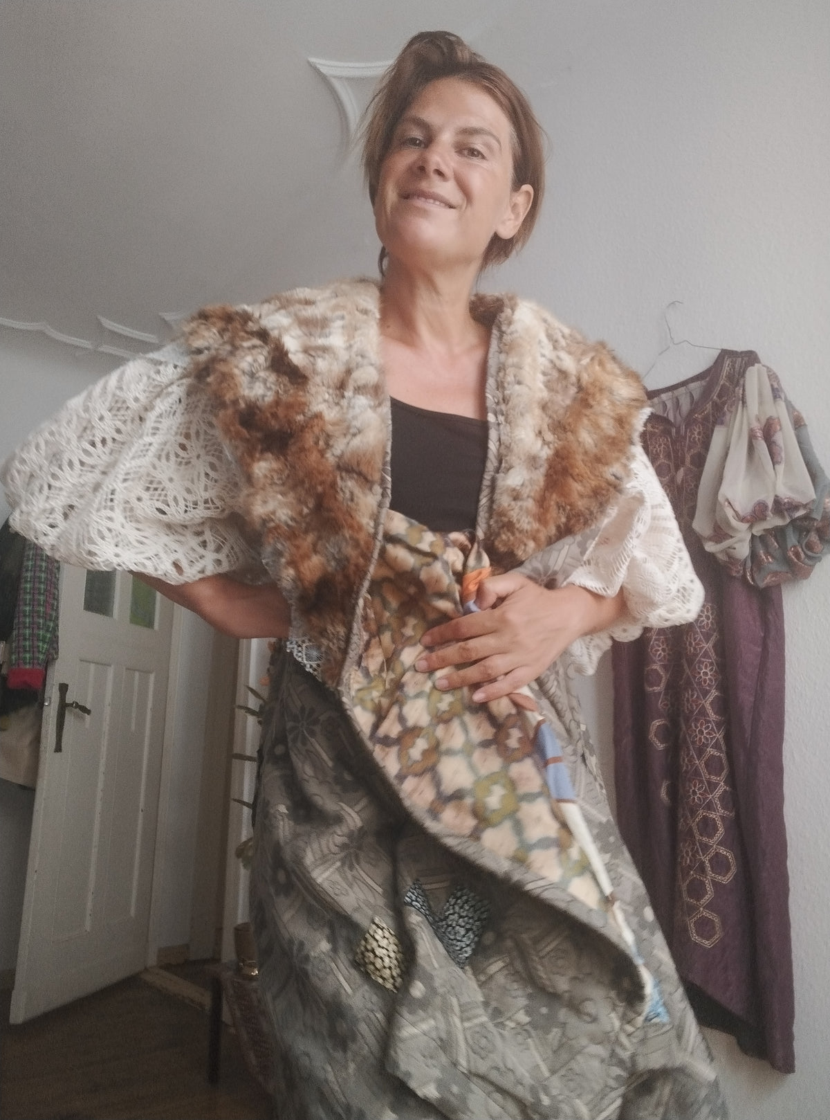 Opera Vest - PAULINA'S FRIENDS