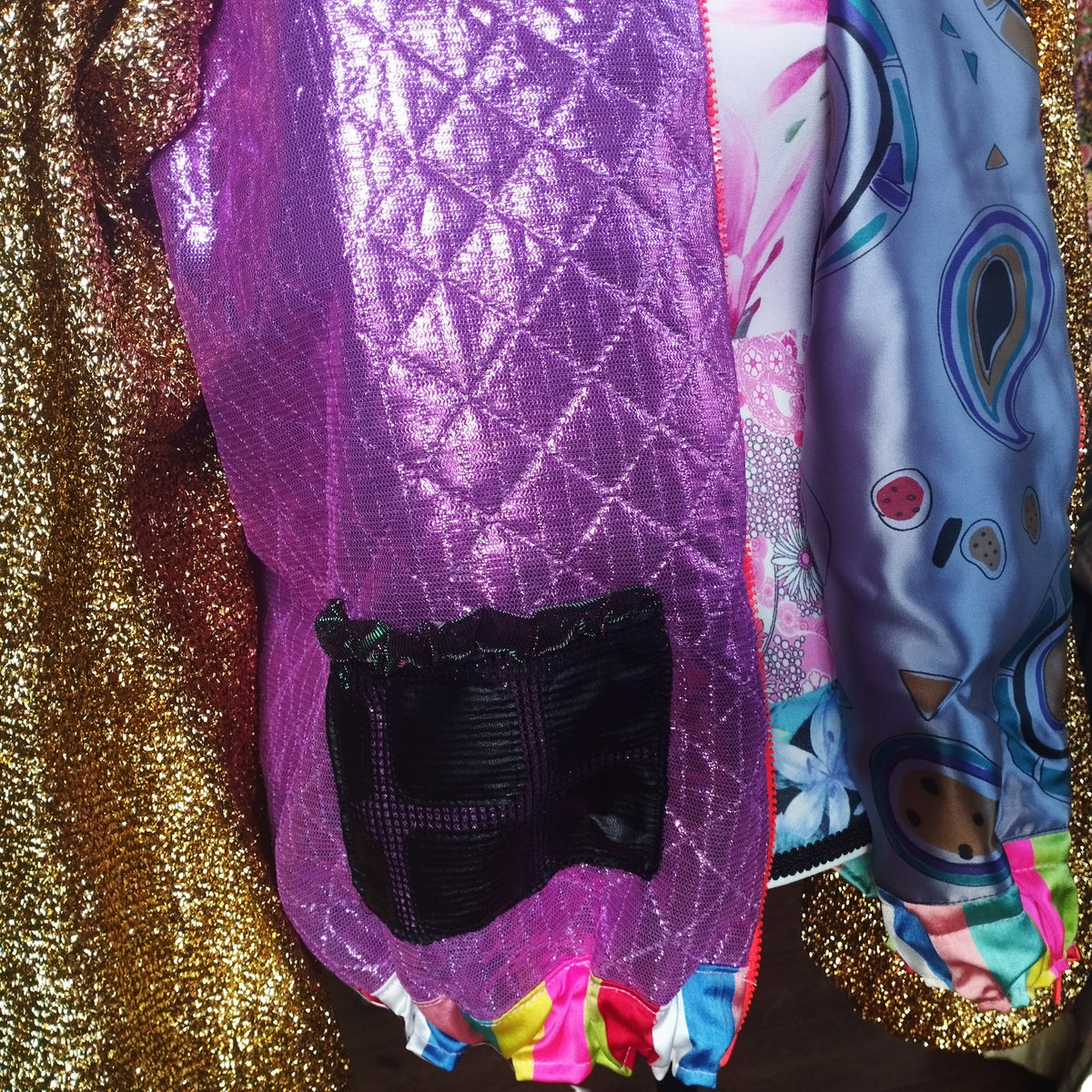 funky bomber with golden sleeves - PAULINA'S FRIENDS