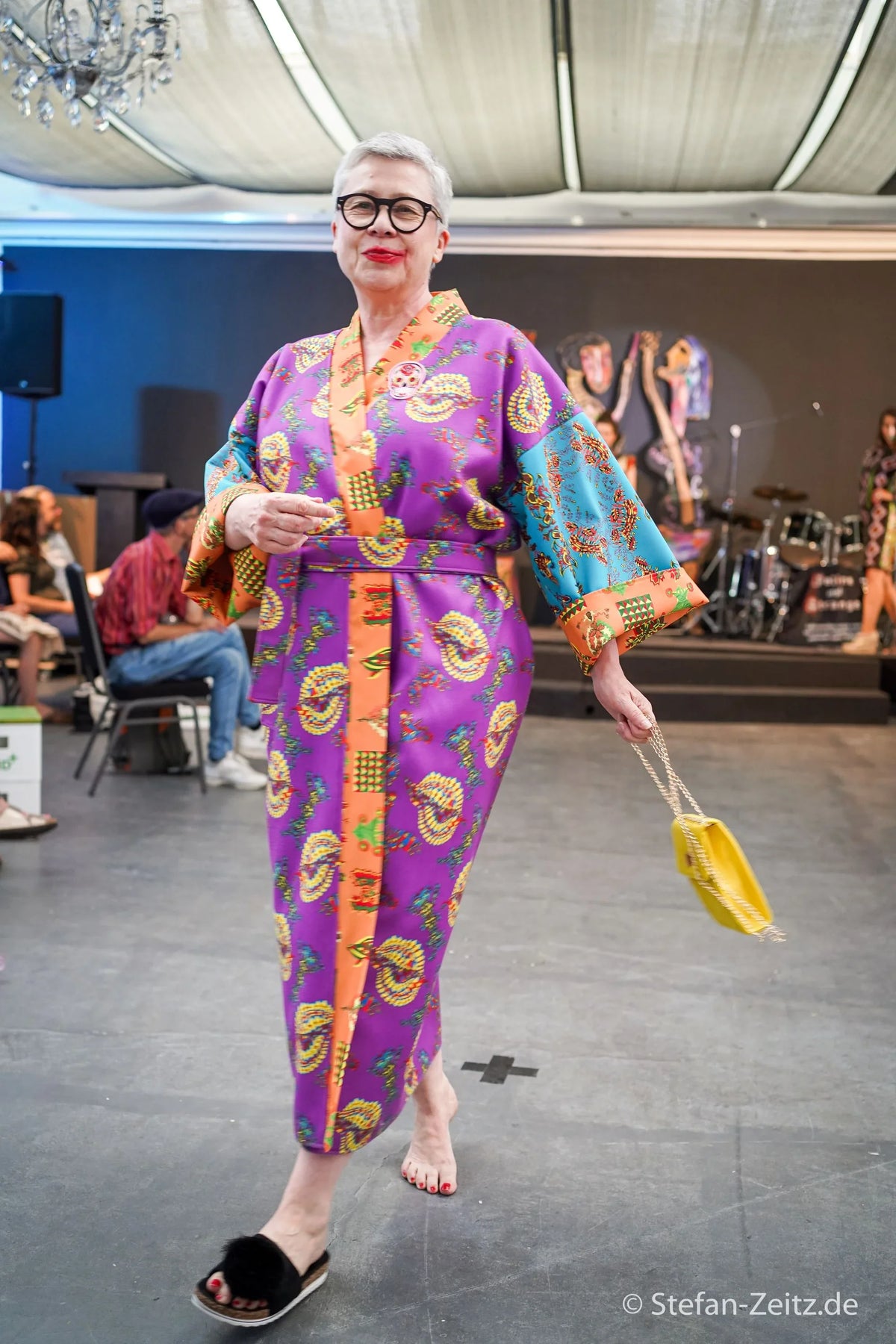 The first PAULINA'S FRIENDS Kimono - PAULINA'S FRIENDS
