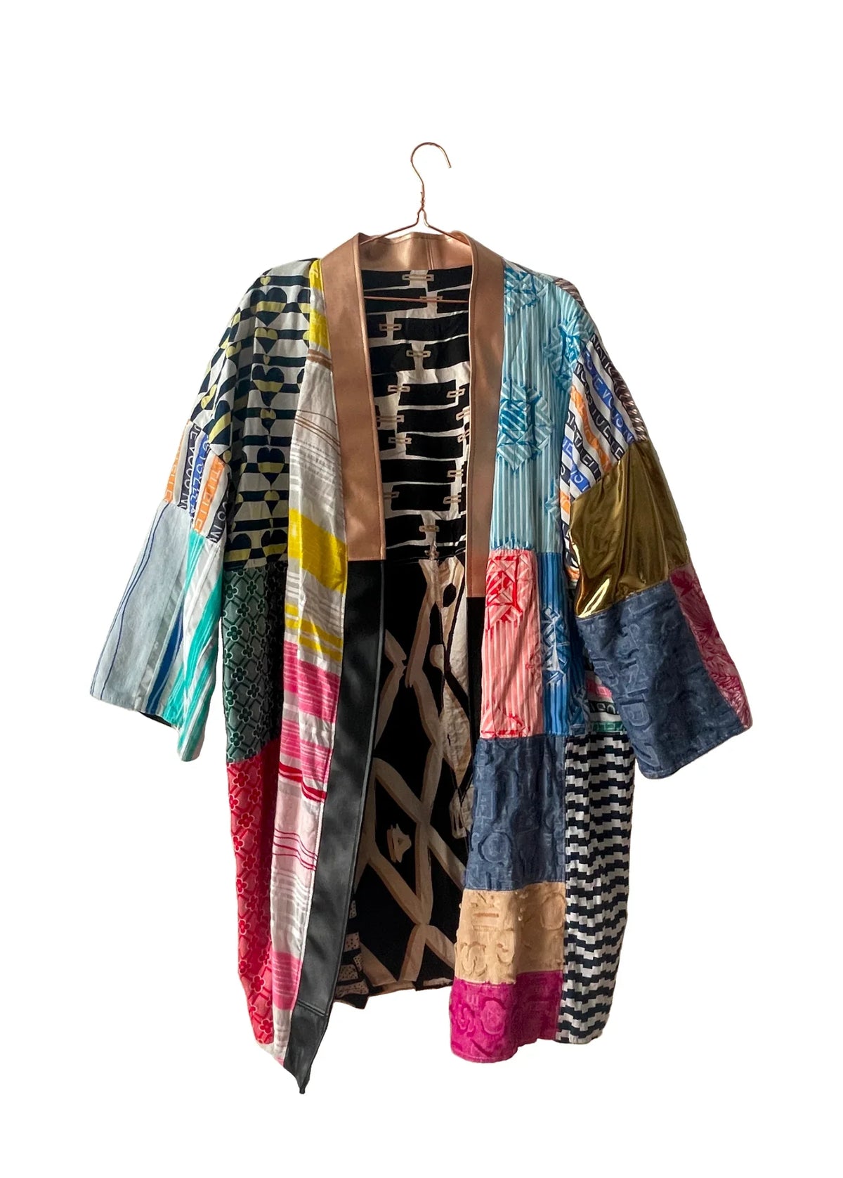 Paris Fashion Week Kimono - PAULINA'S FRIENDS