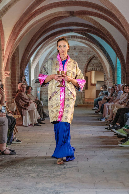 Holy church windows kimono