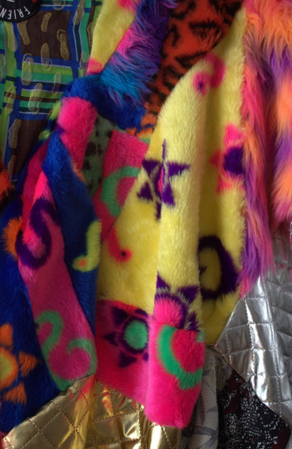 Crazy Funky Poncho - PAULINA'S FRIENDS