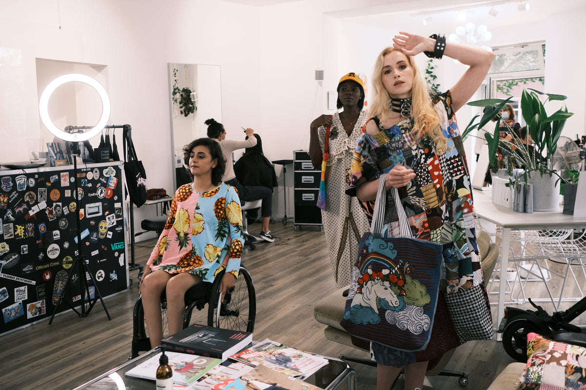 Bold Pineapple Print Top – Vibrant Tropical Style - PAULINA'S FRIENDS