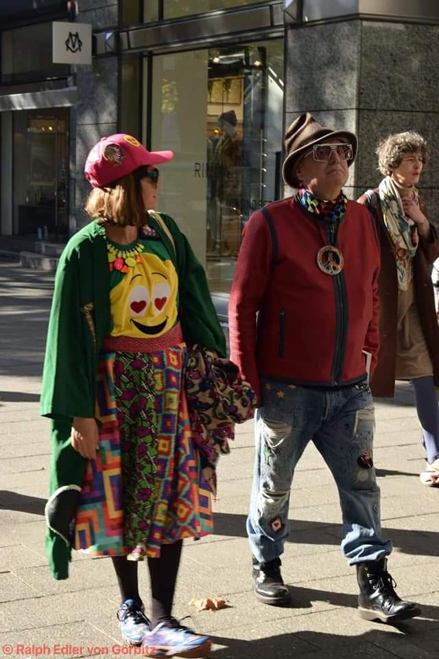 Good Vibes Sweater - PAULINA'S FRIENDS