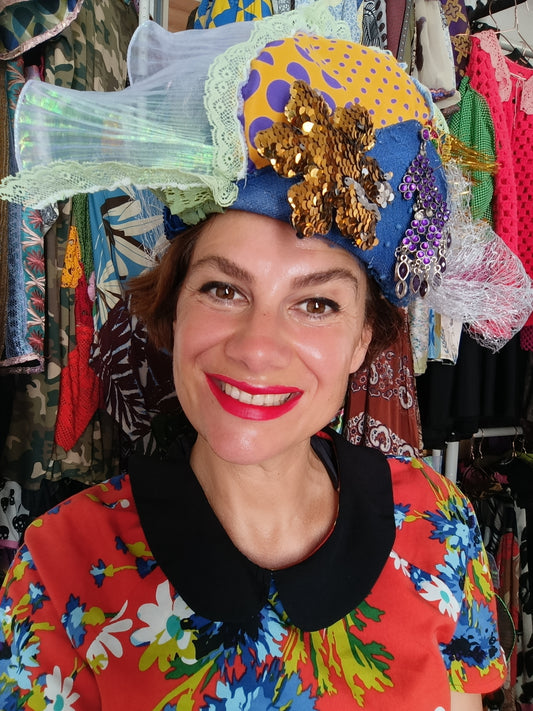 Blue yellow magic hat - PAULINA'S FRIENDS
