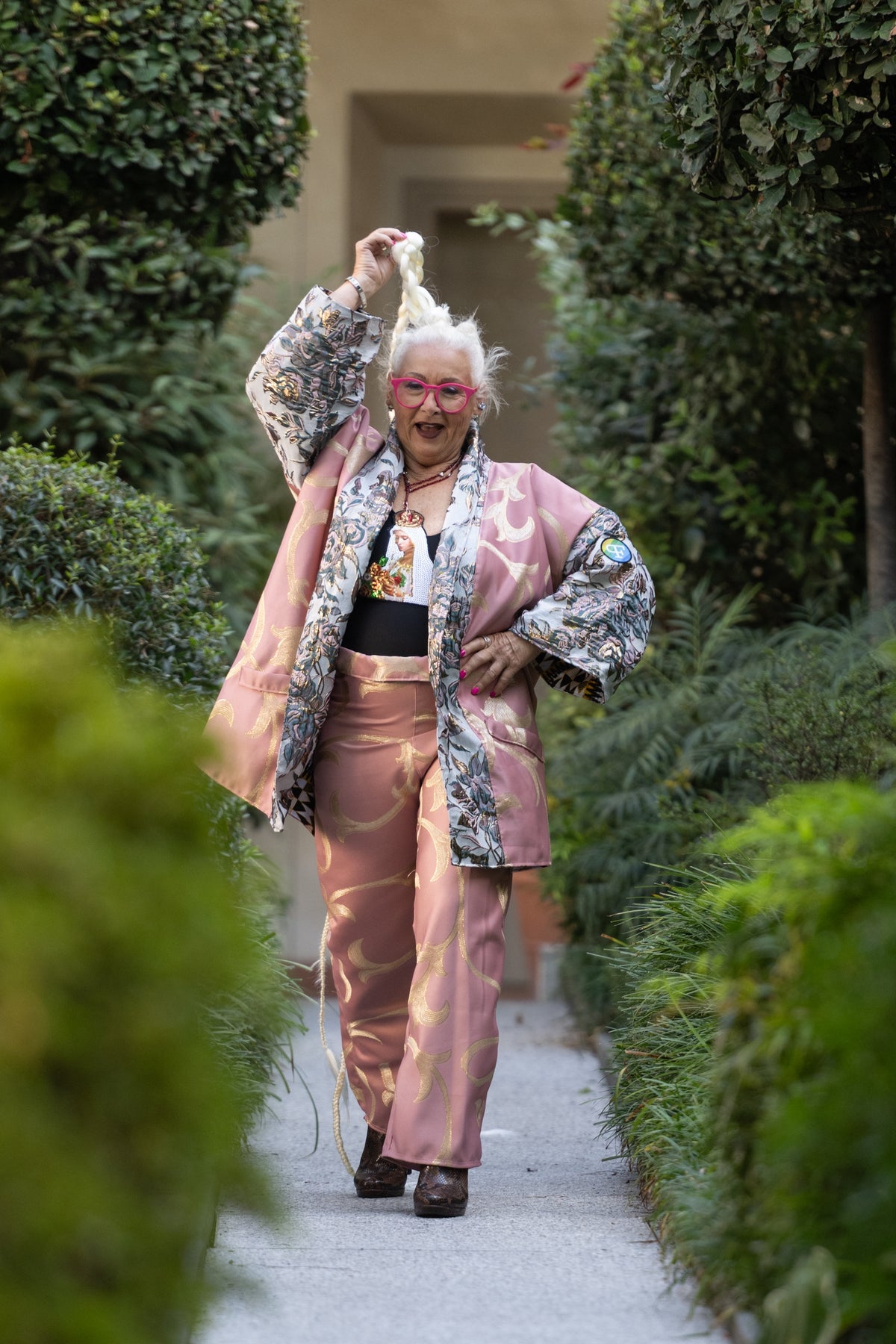 Pink brocade set