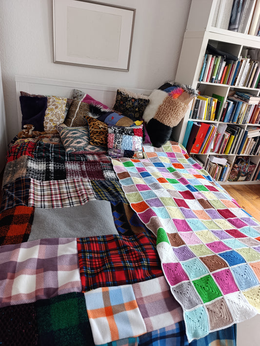 Cosy blanket - PAULINA'S FRIENDS