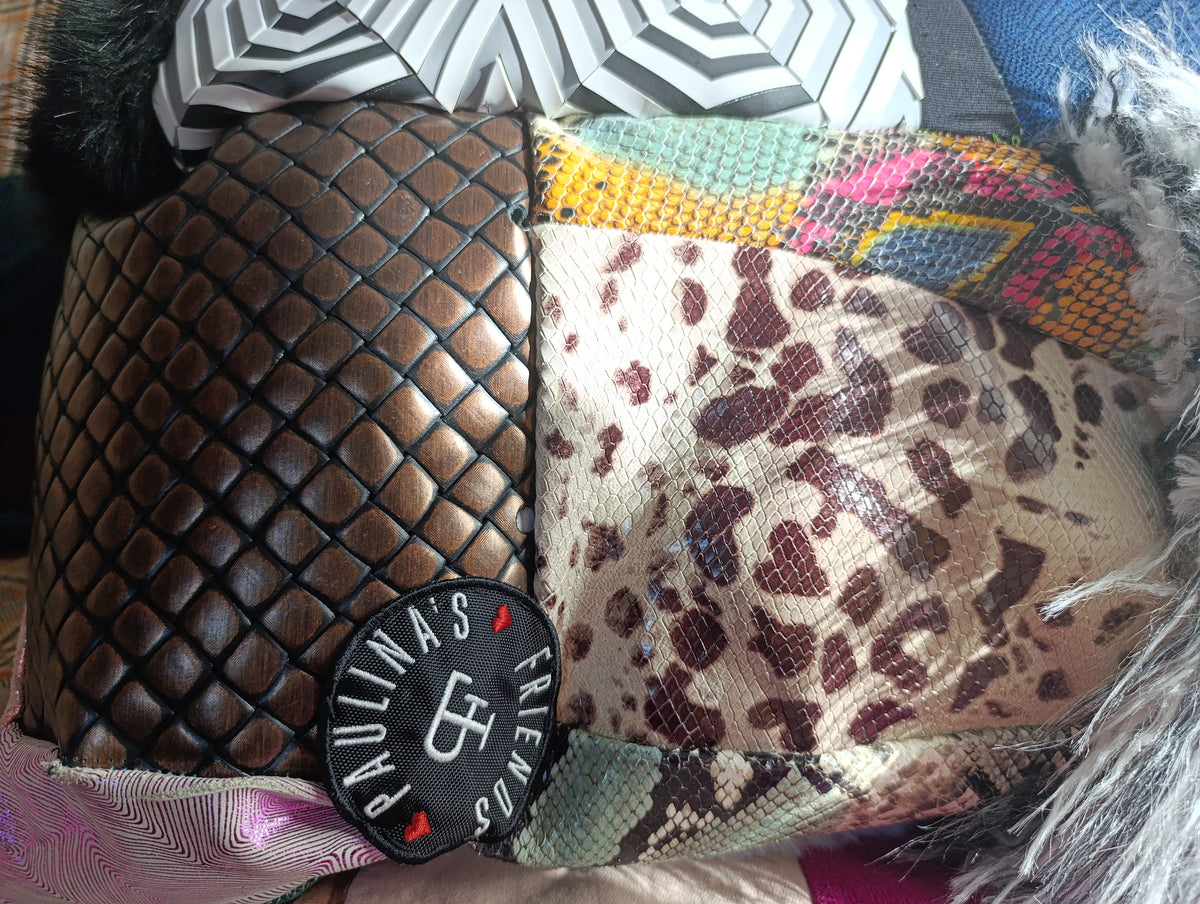 Big leather pillow - PAULINA'S FRIENDS
