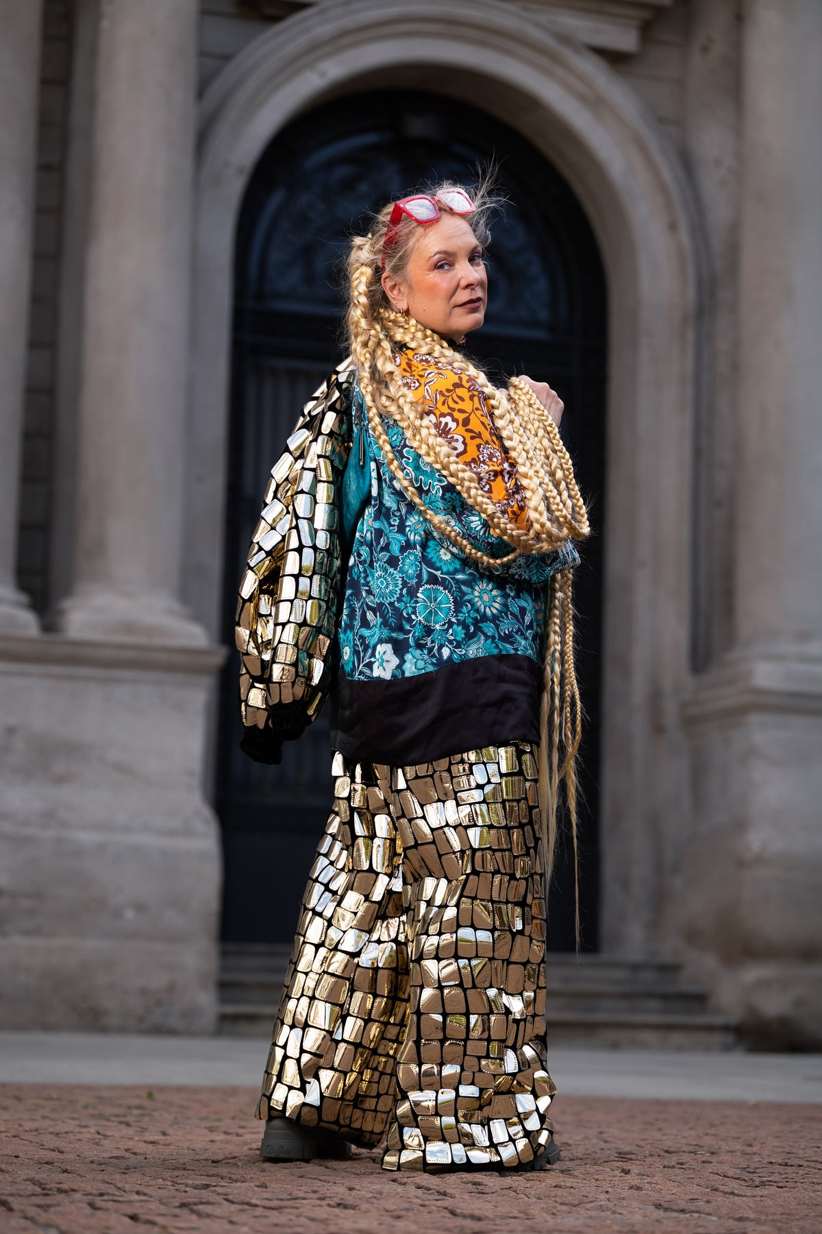 Golden suit Milano - PAULINA'S FRIENDS